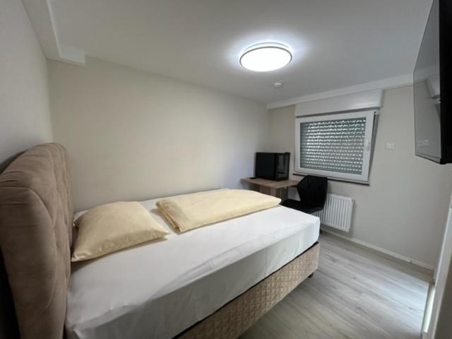 Rheinischer Hof Appartements Леверкузен Екстериор снимка